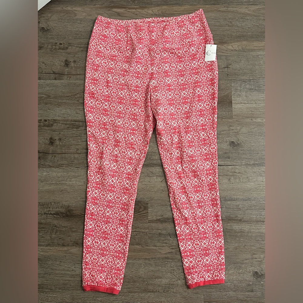 NWT Cato Leggings